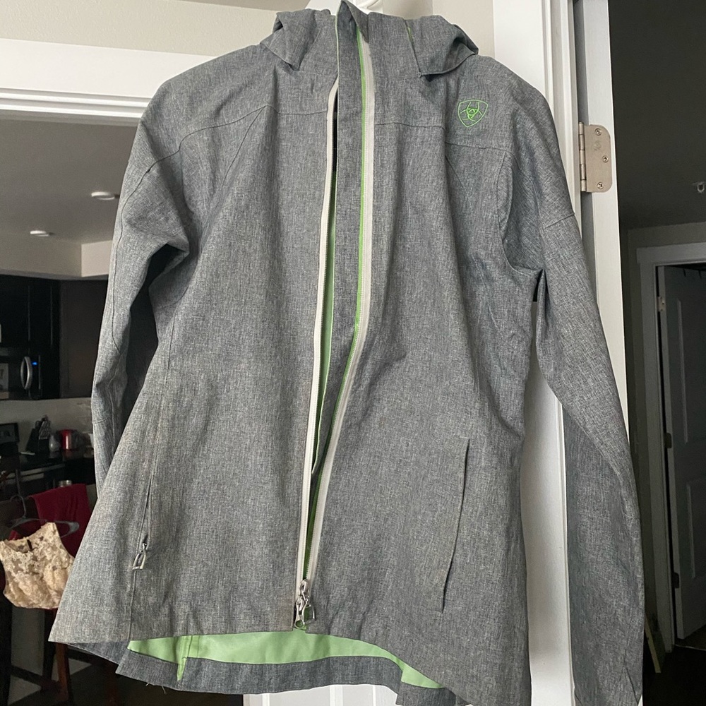 Rain Jacket/Windblocker